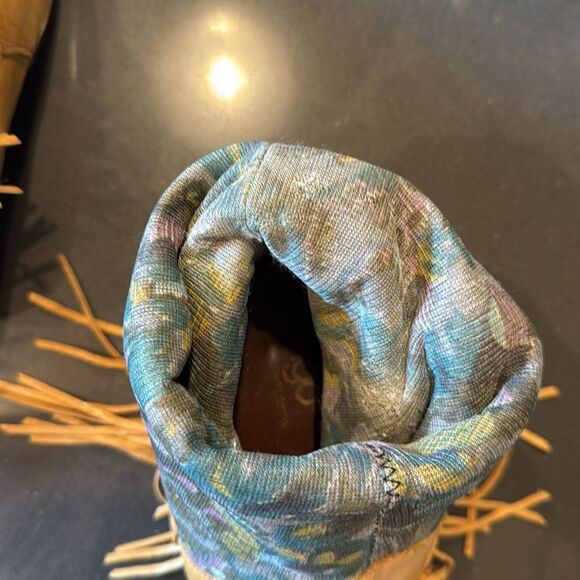 Dingo length 10" boots with 2 inch heel, fringed boots.  Genuine leather i - Picture 10 of 12